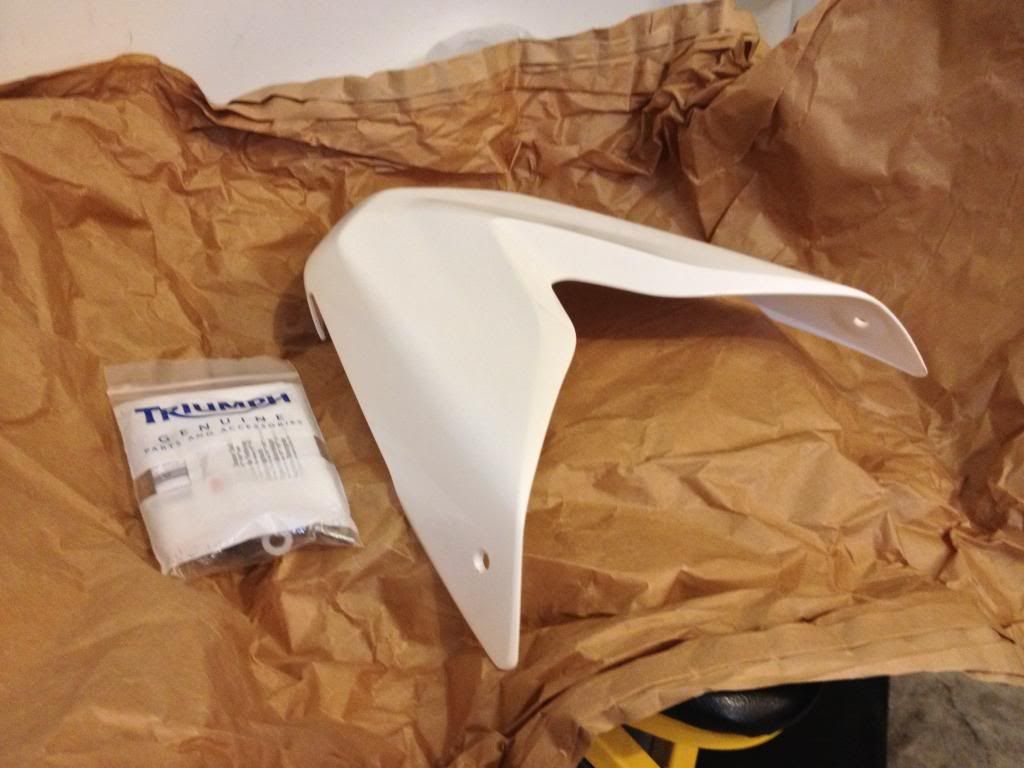 Genuine Triumph Speed Triple Seat Cowl Kit and Slip Stream baglots of